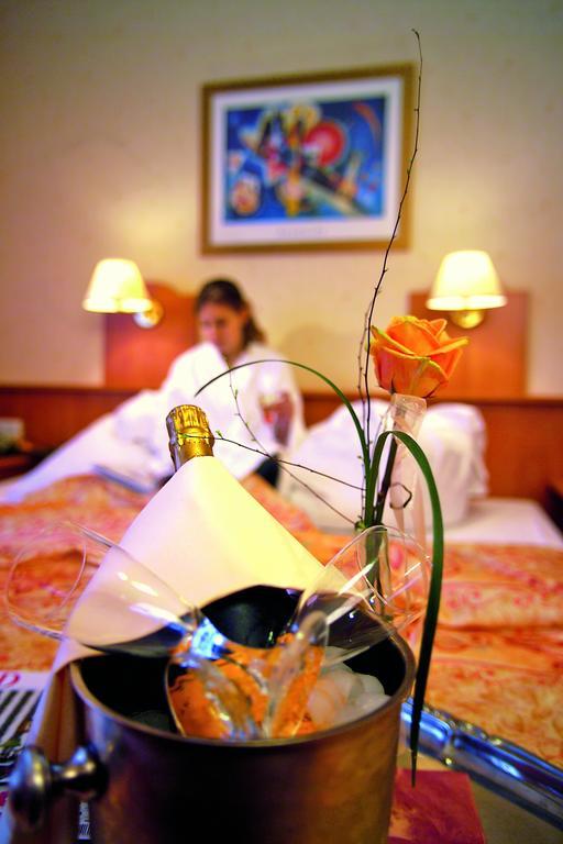 Hotel Die Kleine Blume Erfweiler Buitenkant foto