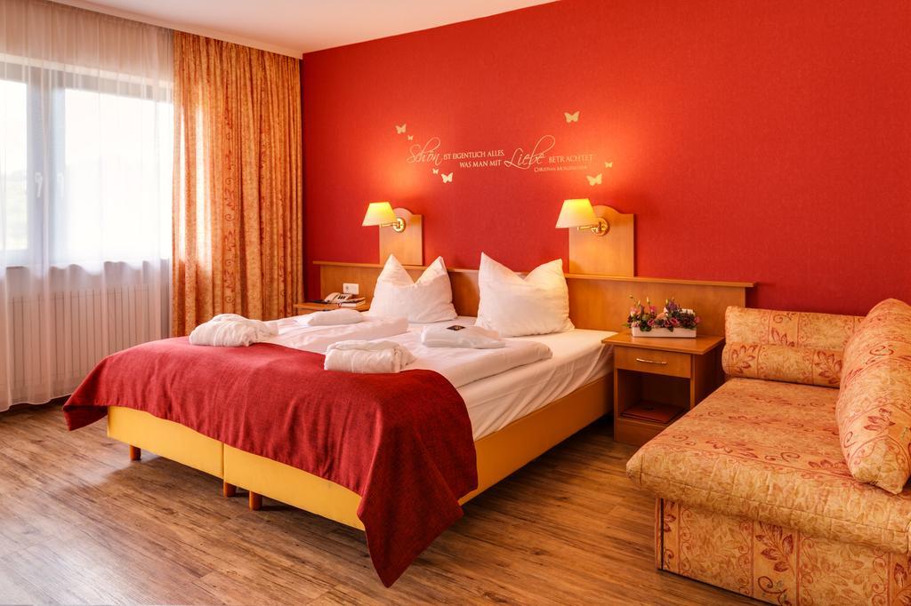 Hotel Die Kleine Blume Erfweiler Buitenkant foto